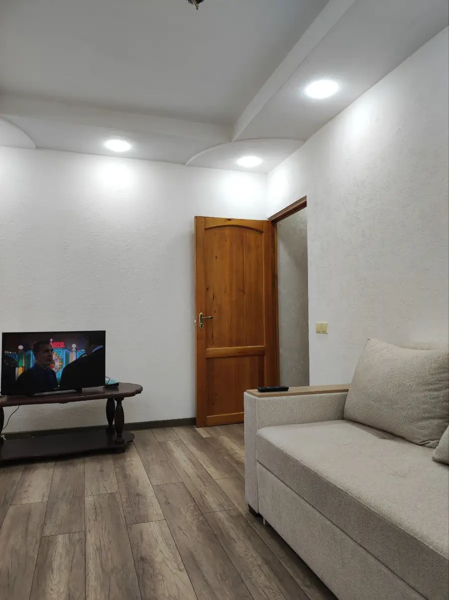 2 xonali kvartira − 48 m², 5/5 qavat