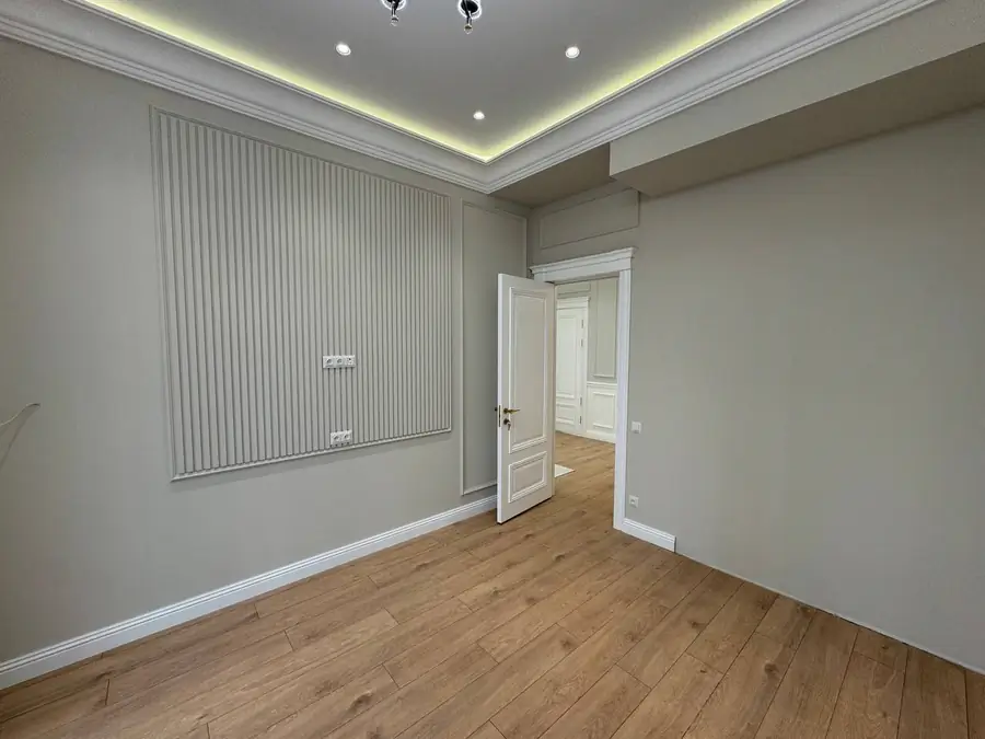 3 xonali kvartira − 75 m², 1/7 qavat