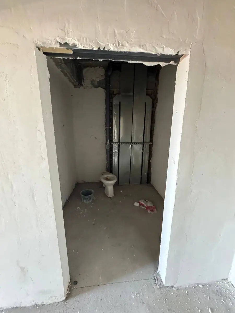 Более 5 xonali kvartira sotiladi − 170 m²