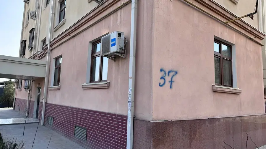 4 xonali kvartira − 150 m², 1/5 qavat