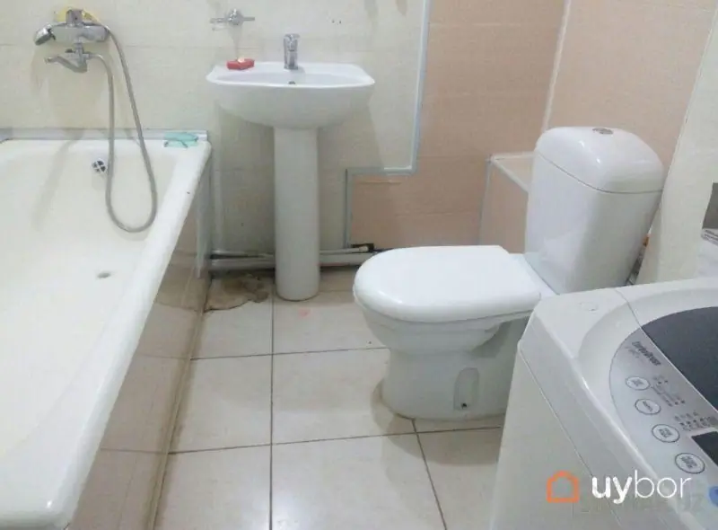 3 xonali kvartira sotiladi − 70 m²