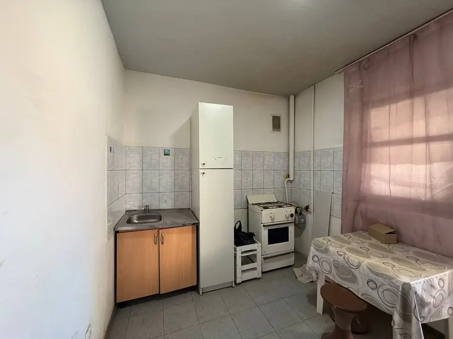 1 xonali kvartira − 33 m², 2/4 qavat