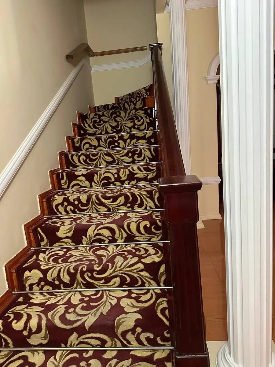 2 qavatli uy sotiladi − 294 m²