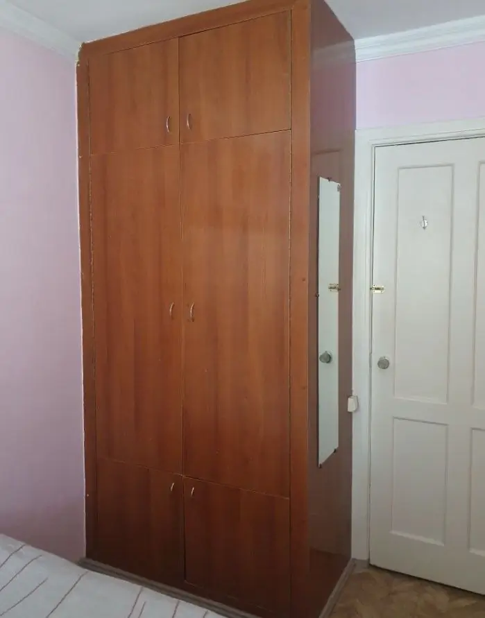 4 xonali kvartira sotiladi − 66 m²