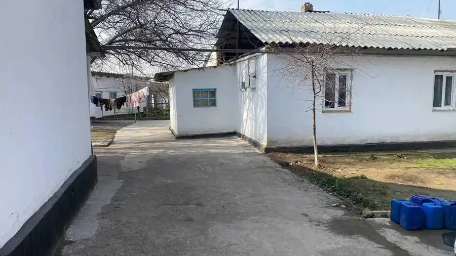 Продается 1-этажный дом − 120 м²