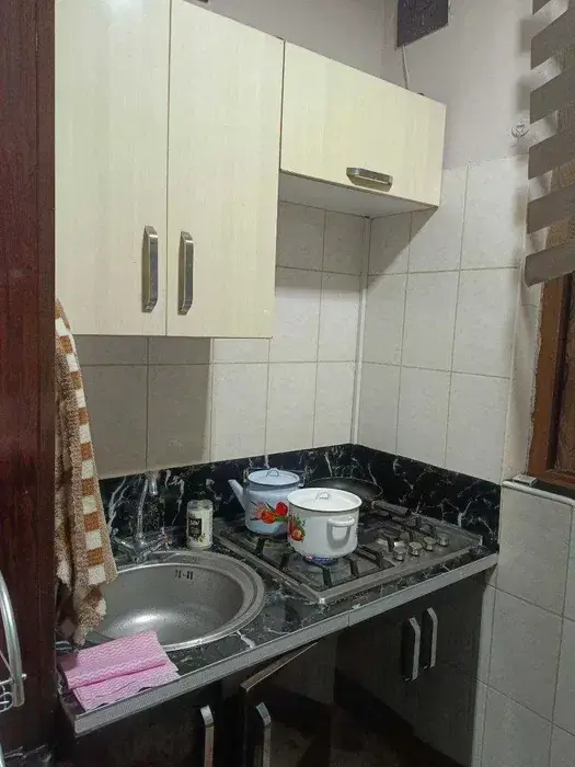 2 xonali kvartira sotiladi − 43 m²