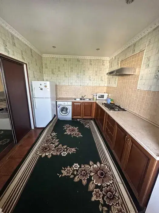 4 xonali kvartira − 100 m², 4/9 qavat