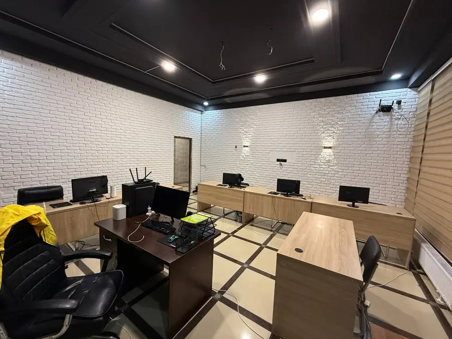Ofis − 36 m², 2/2 qavat