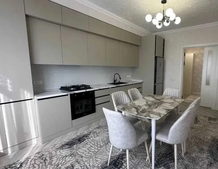 Ijaraga 2 xonali kvartira − 85 m²