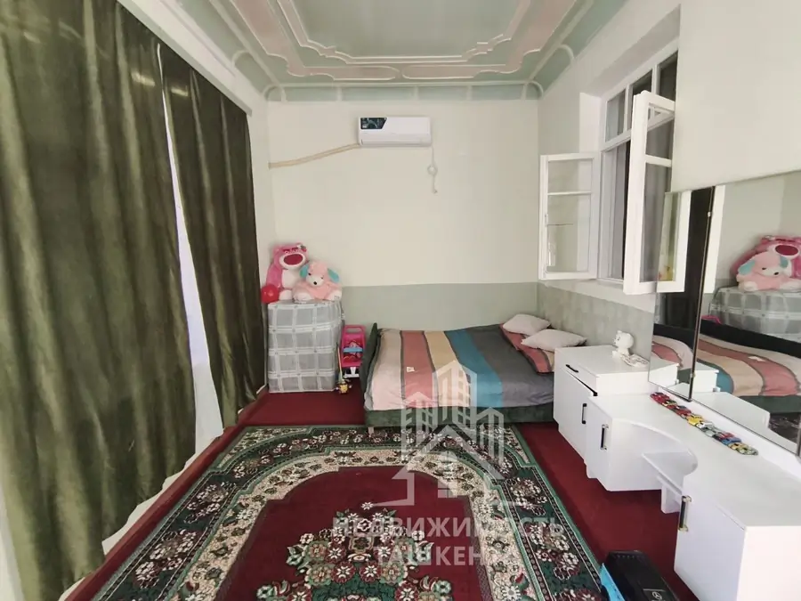 1 qavatli uy − 650 m², 6.5 sot. 