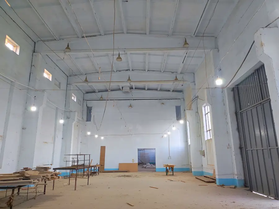 Ishlab chiqarish − 8437 m², 1/2 qavat