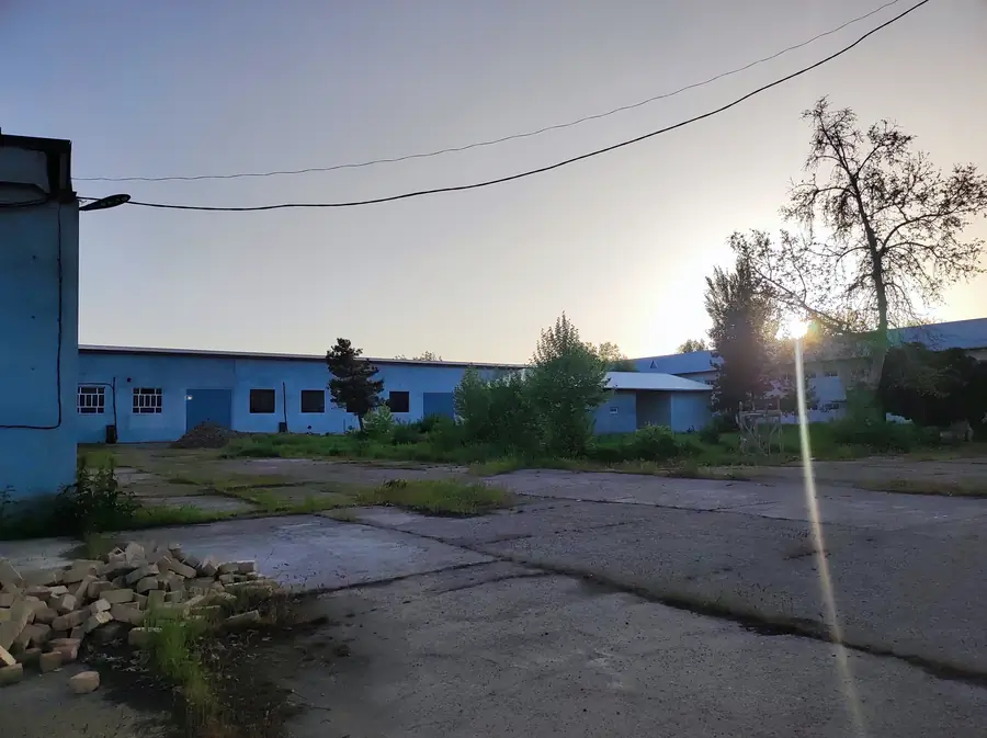 Ishlab chiqarish sotiladi − 8437 m² 