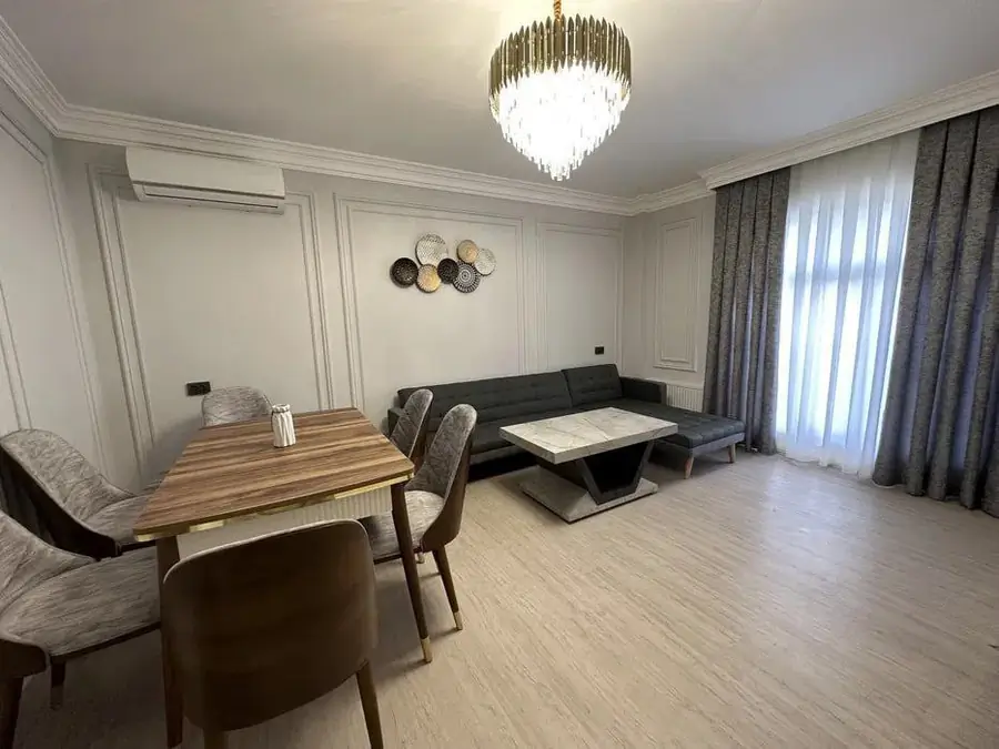 2 xonali kvartira − 60 m², 8/8 qavat