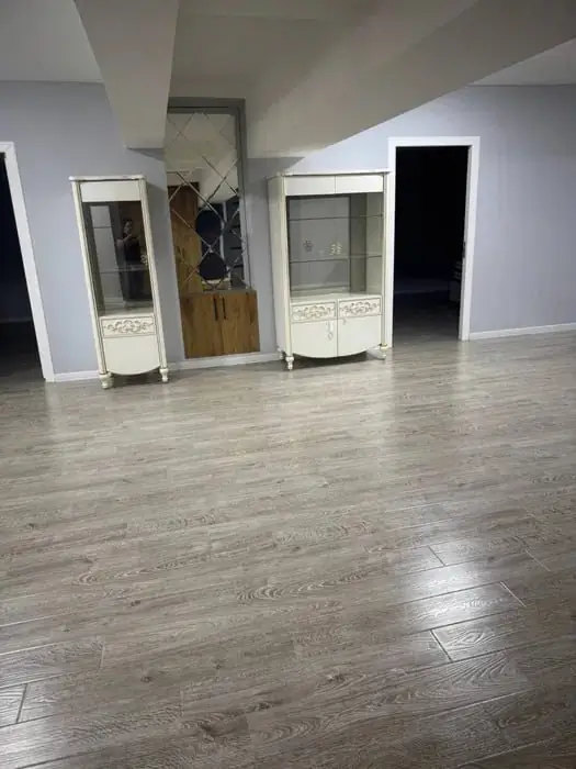 2 xonali kvartira − 145 m², 8/8 qavat