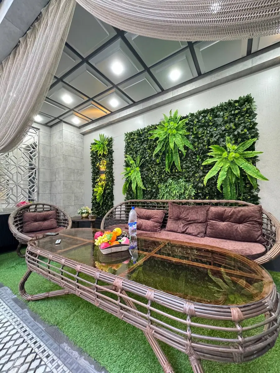 2 qavatli uy − 396 m², 4.2 sot. 