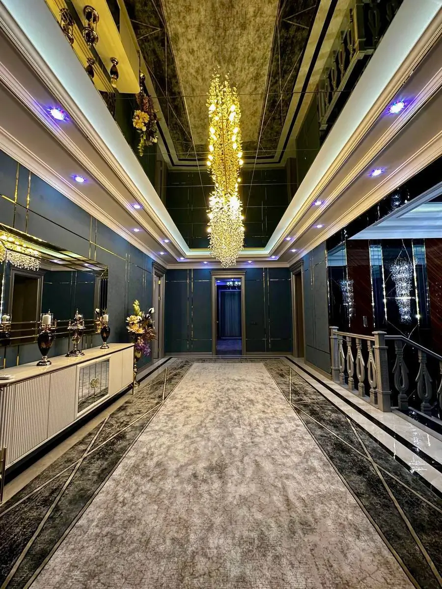 2 qavatli uy sotiladi − 396 m²