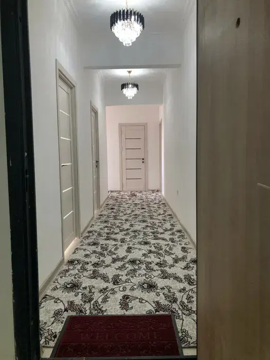 Сдается 3-комнатная квартира − 80 м²