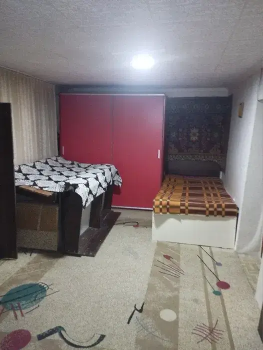 Сдается 4-комнатная квартира − 80 м²