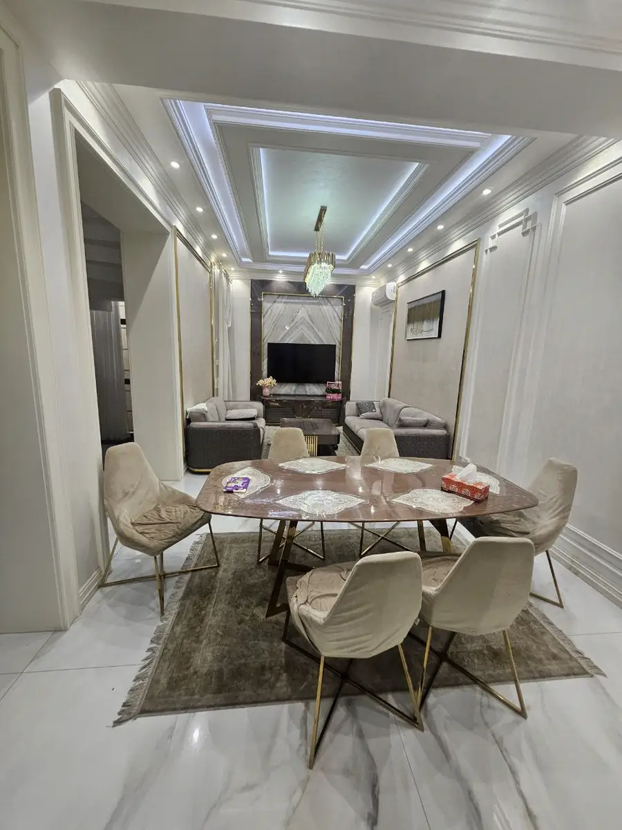 2 qavatli uy sotiladi − 330 m²