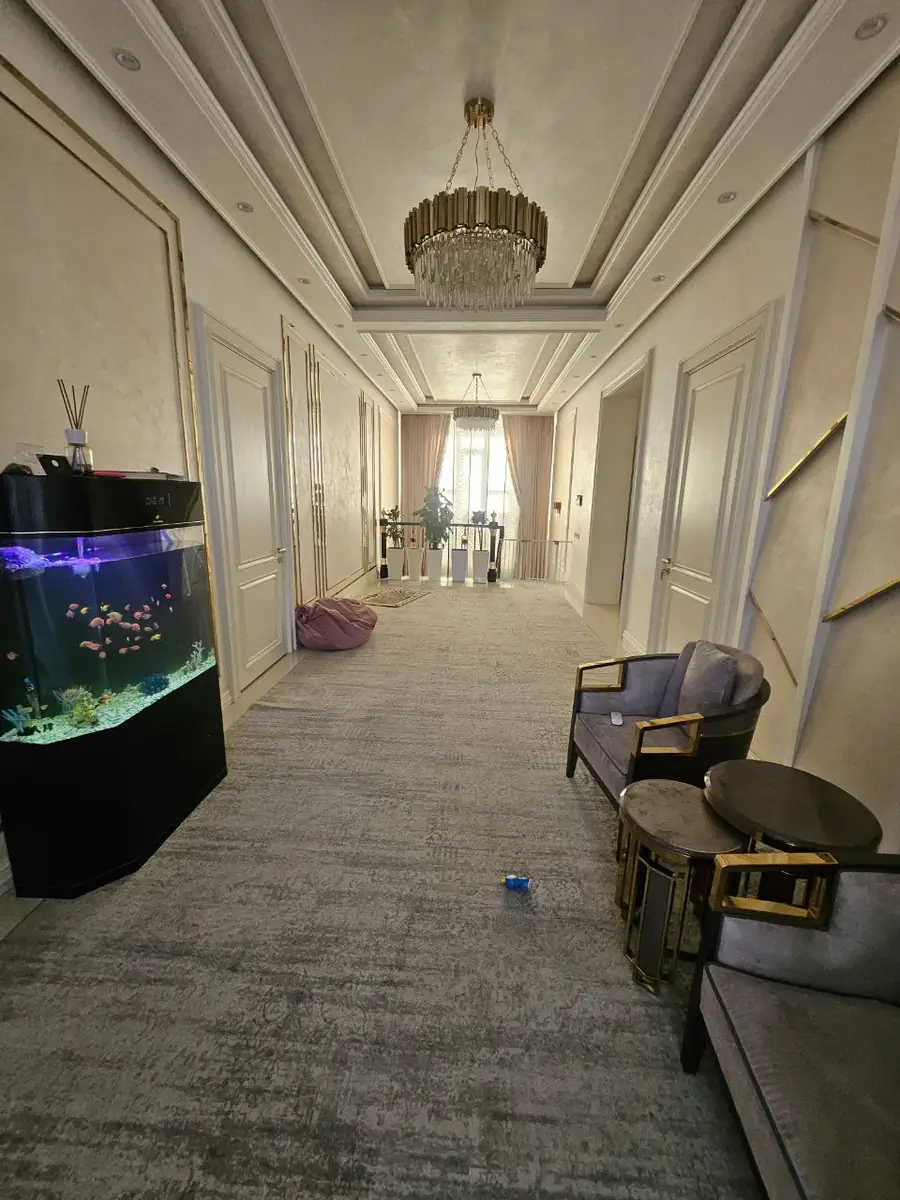 2 qavatli uy sotiladi − 330 m²