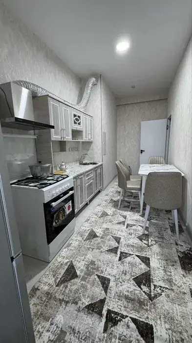 2 xonali kvartira − 70 m², 3/12 qavat