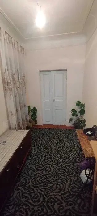 5 qavatli uy − 200 m², 470 sot.