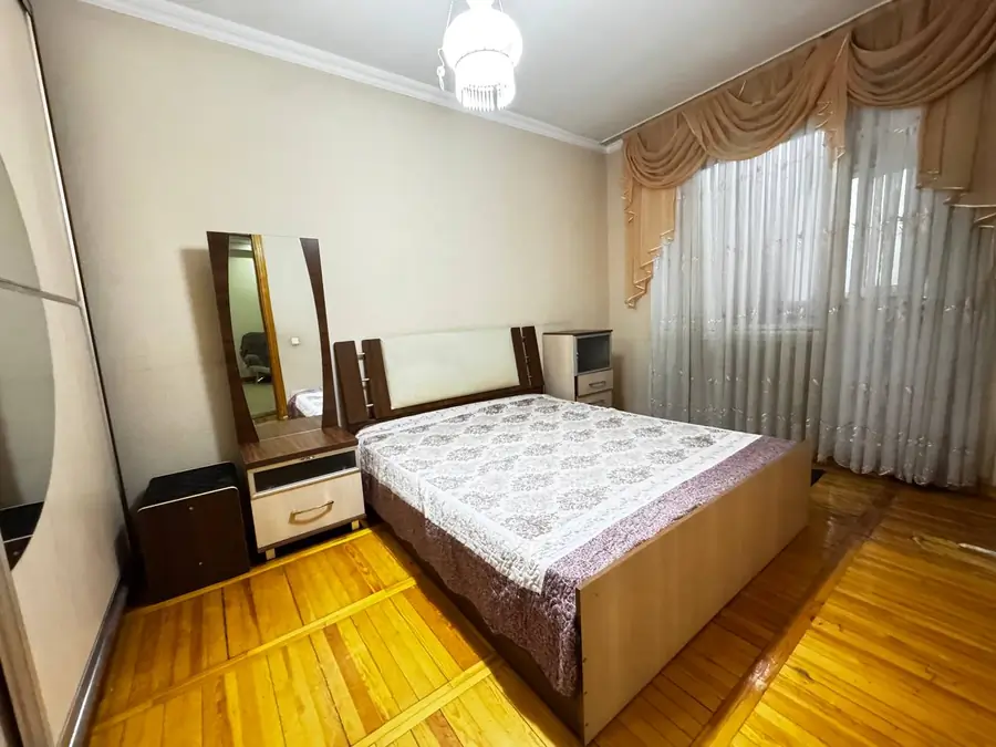 4 xonali kvartira − 105 m², 4/9 qavat