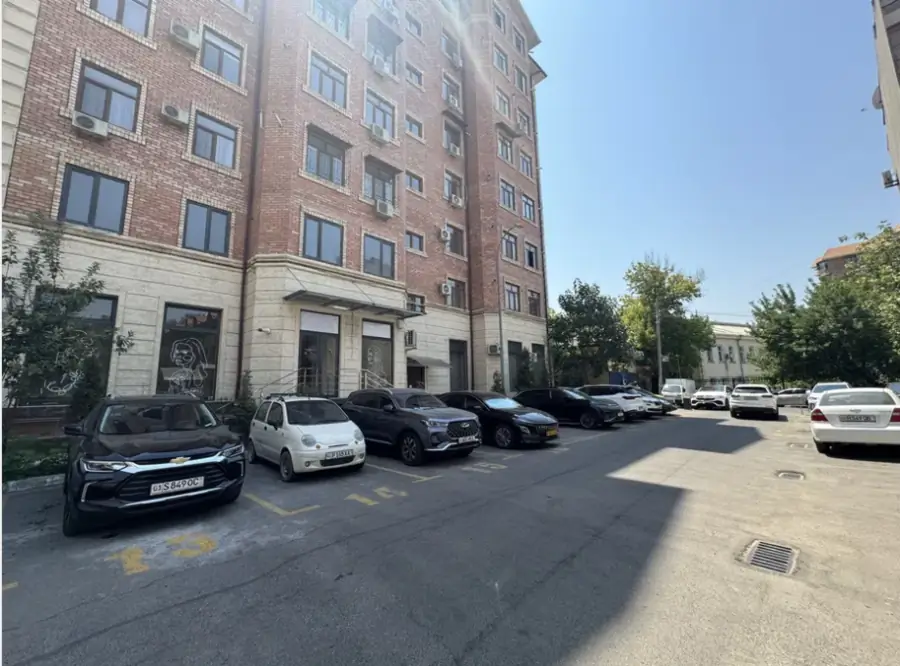 Ofis − 207 m², 1/7 qavat