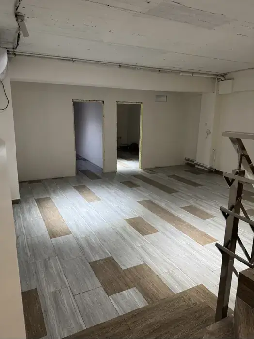 Ofis sotiladi − 207 m²