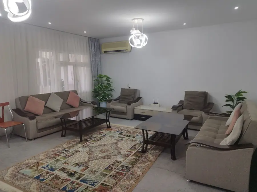 4 xonali kvartira − 187 m², 4/9 qavat