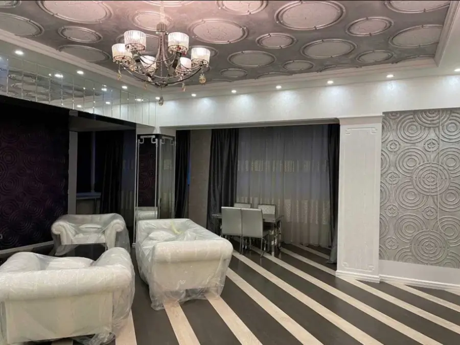 3 xonali kvartira − 160 m², 6/8 qavat