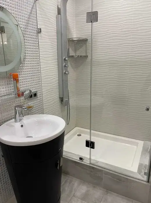 3 xonali kvartira sotiladi − 160 m²