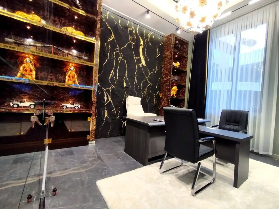 Ofis sotiladi − 76.5 m²