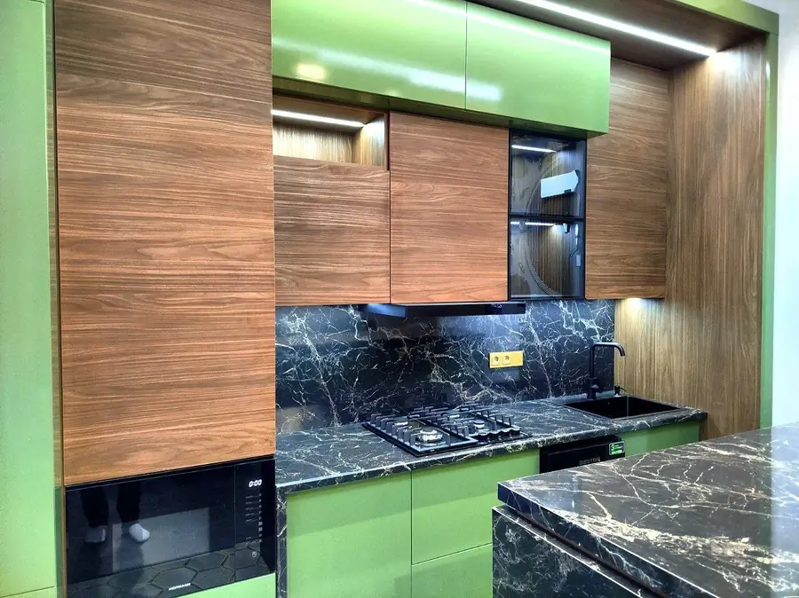 Ofis sotiladi − 76.5 m²