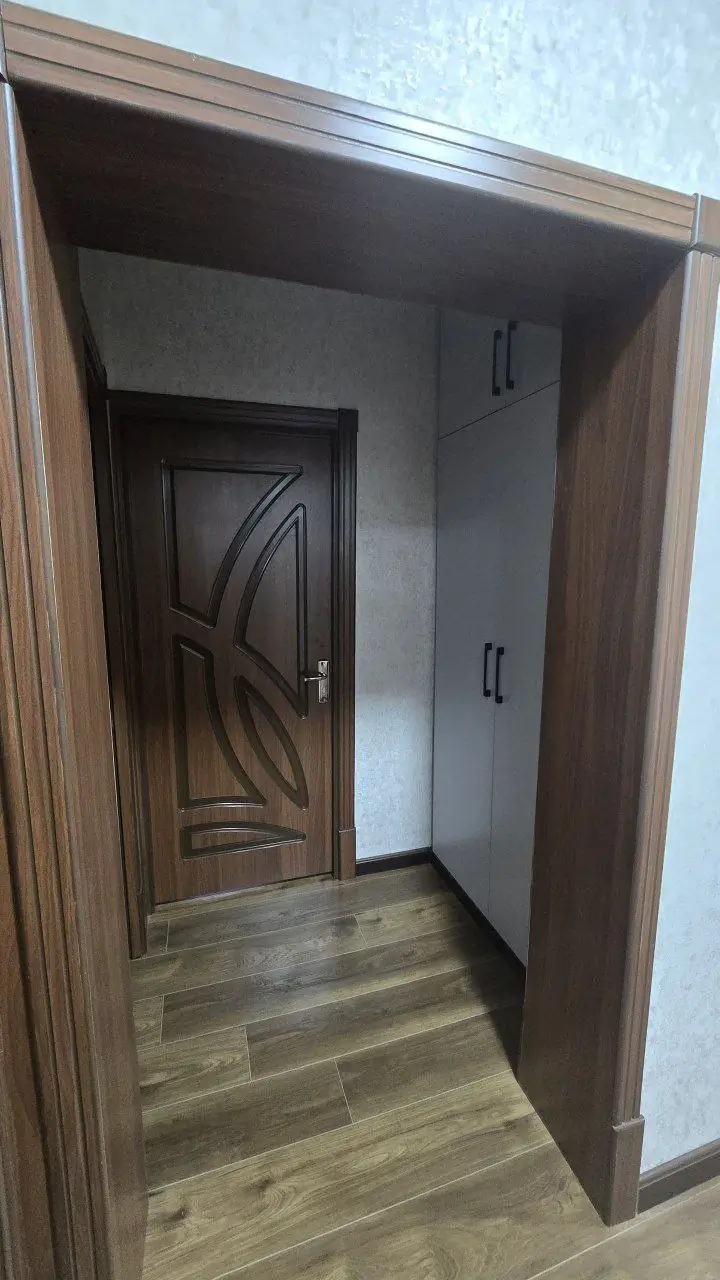 Сдается 3-комнатная квартира − 82 м²