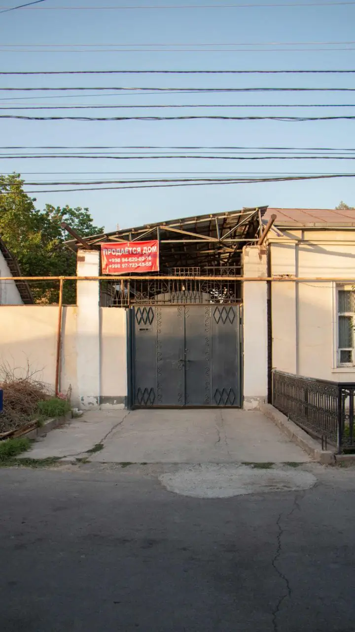 2 qavatli uy sotiladi − 856 m²