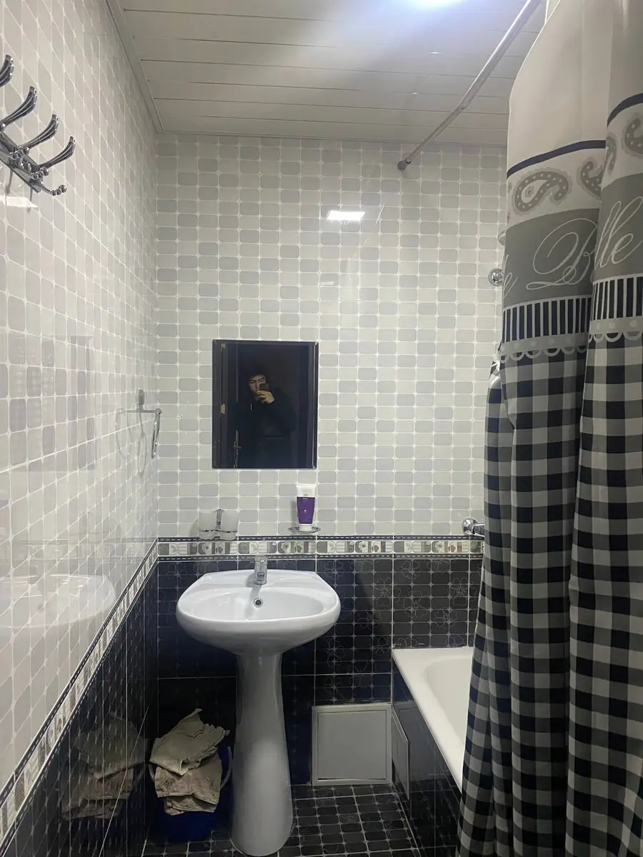 Сдается 3-комнатная квартира − 71 м²