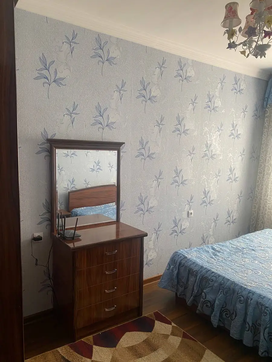 Сдается 3-комнатная квартира − 71 м²