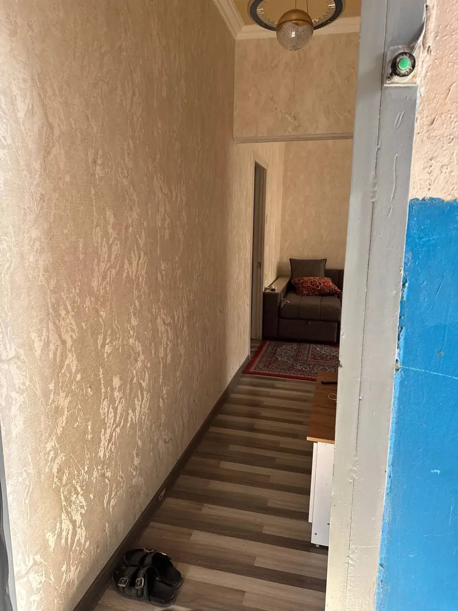 2 xonali kvartira sotiladi − 45 m²