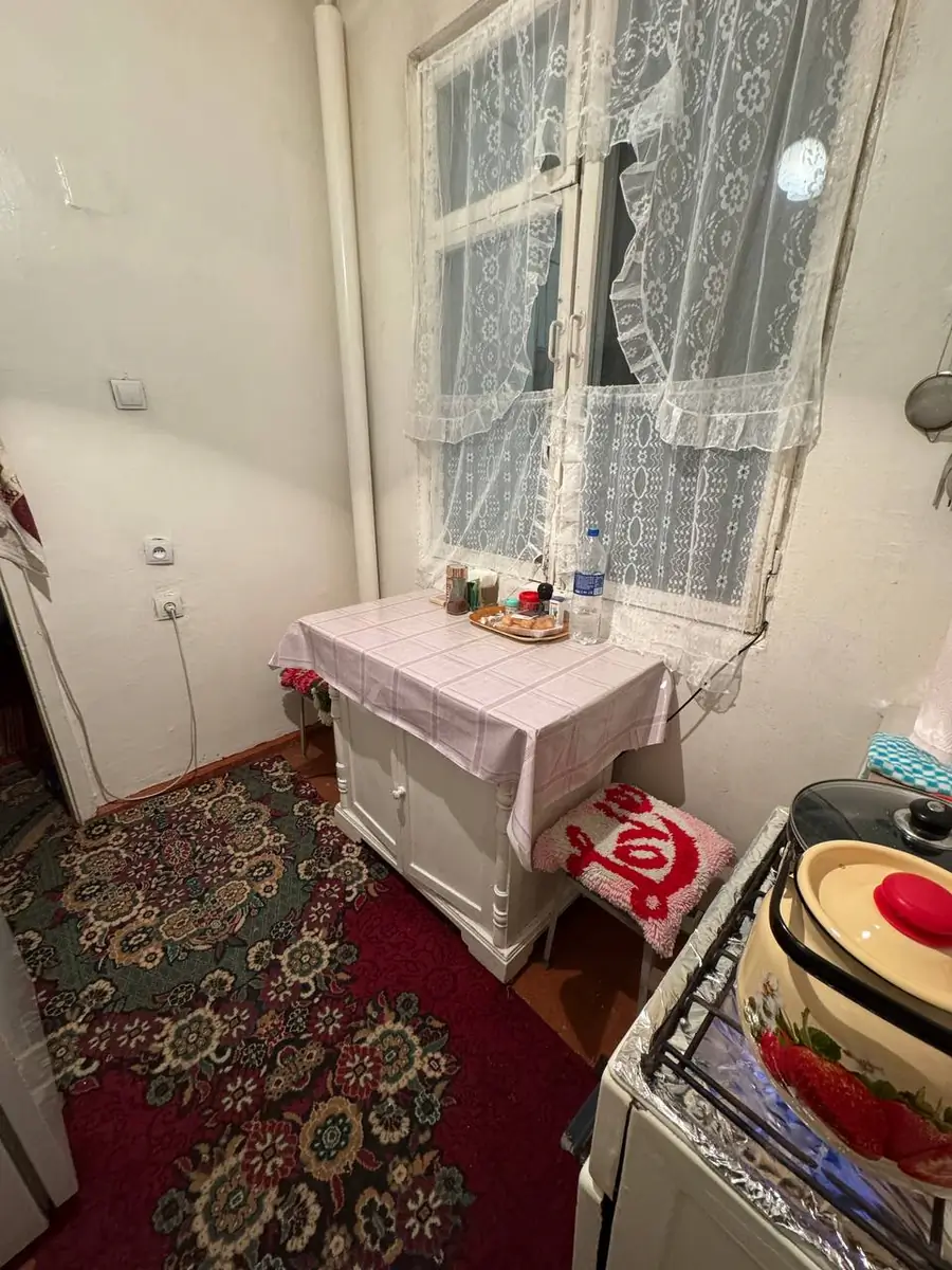 2 xonali kvartira sotiladi − 54 m²