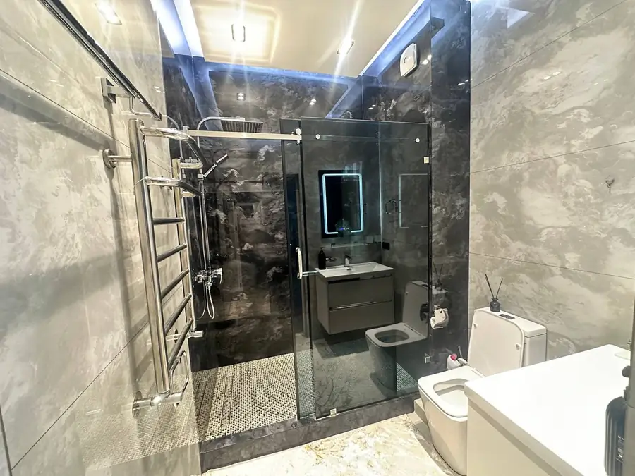 4 xonali kvartira − 127 m², 7/8 qavat