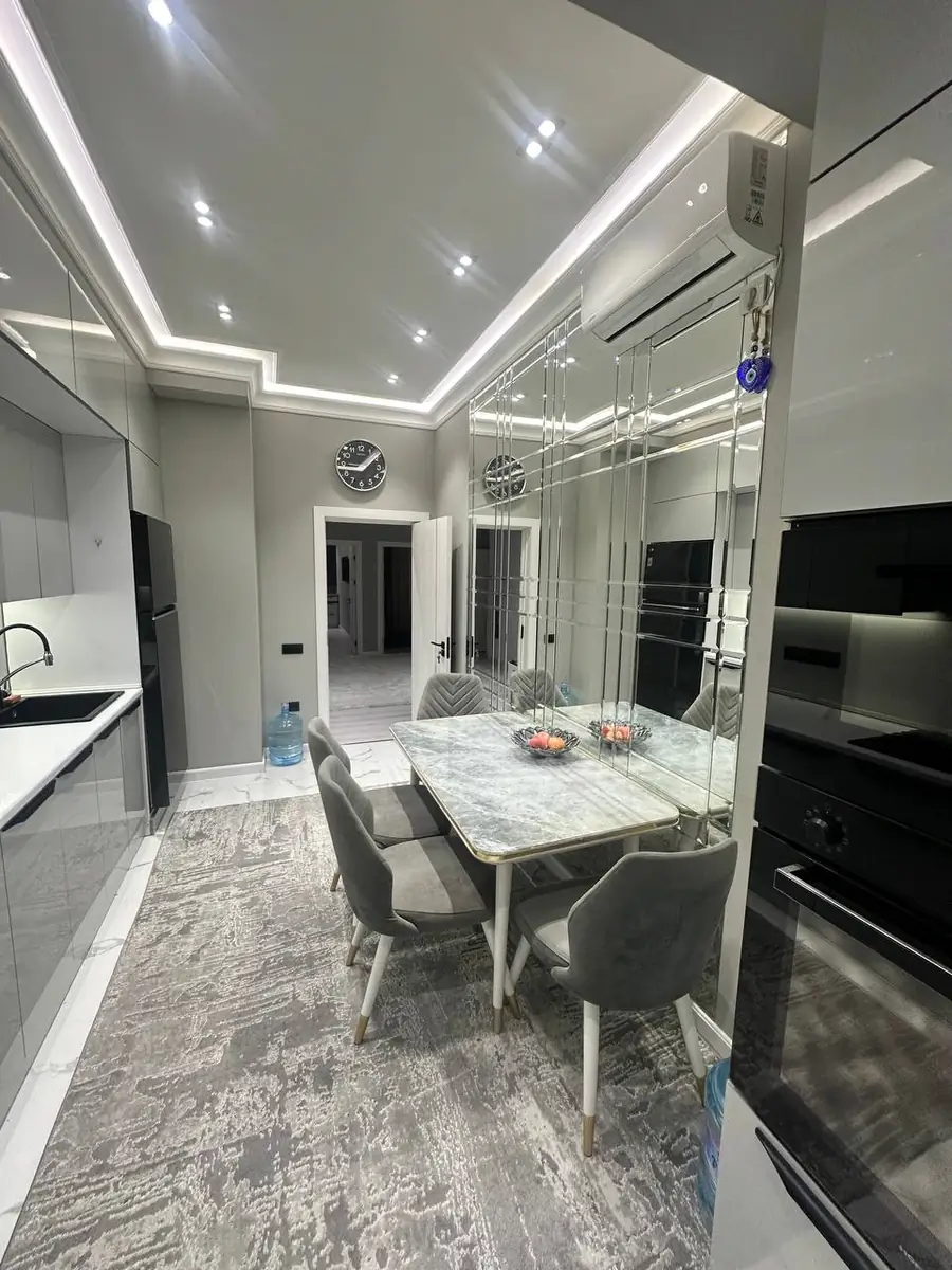 4 xonali kvartira − 127 m², 7/8 qavat