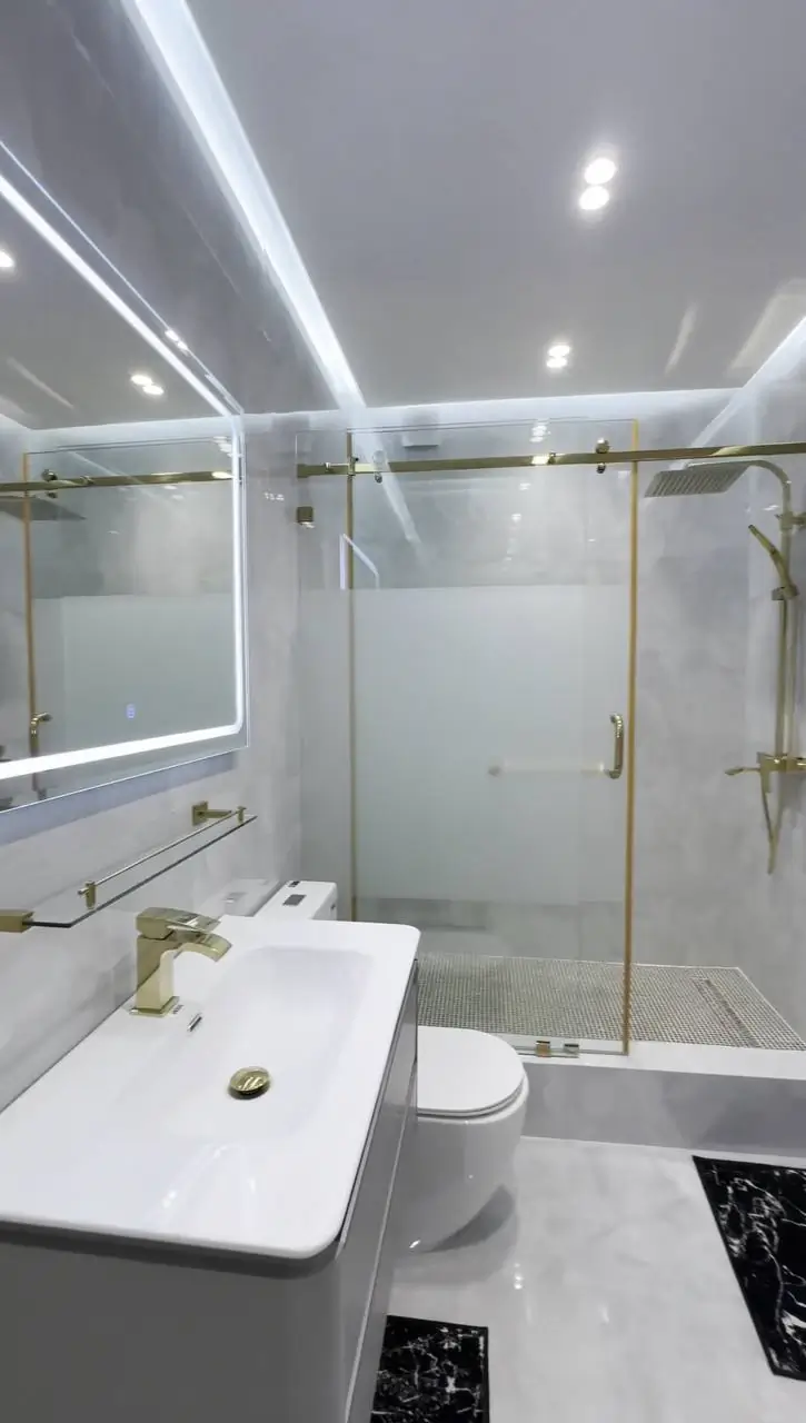 3 xonali kvartira sotiladi − 106 m²