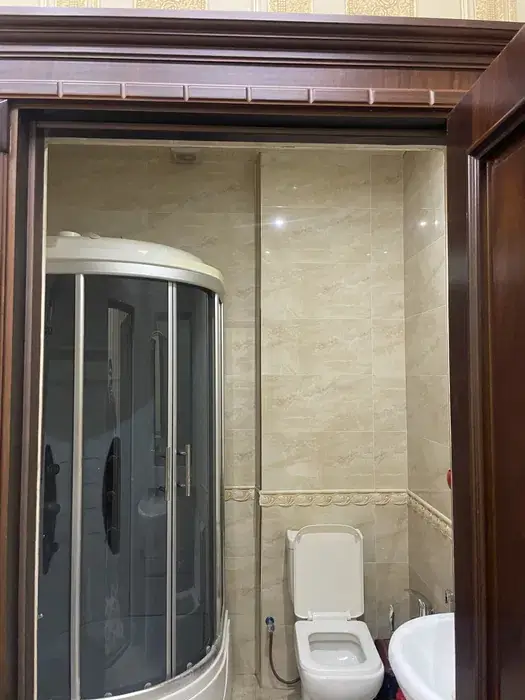 Сдается 3-комнатная квартира − 93 м²