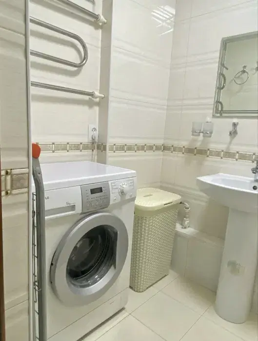 Ijaraga 3 xonali kvartira − 85 m²