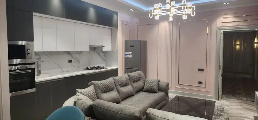 Сдается 2-комнатная квартира − 66 м²