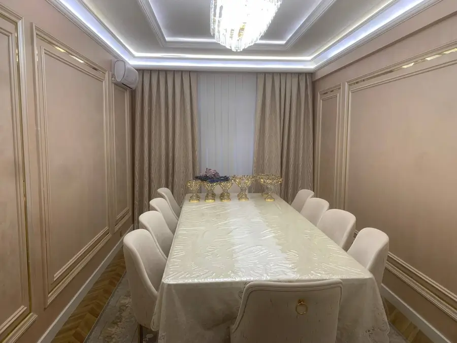 3 xonali kvartira sotiladi − 87 m²