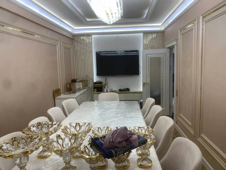 3 xonali kvartira sotiladi − 87 m²