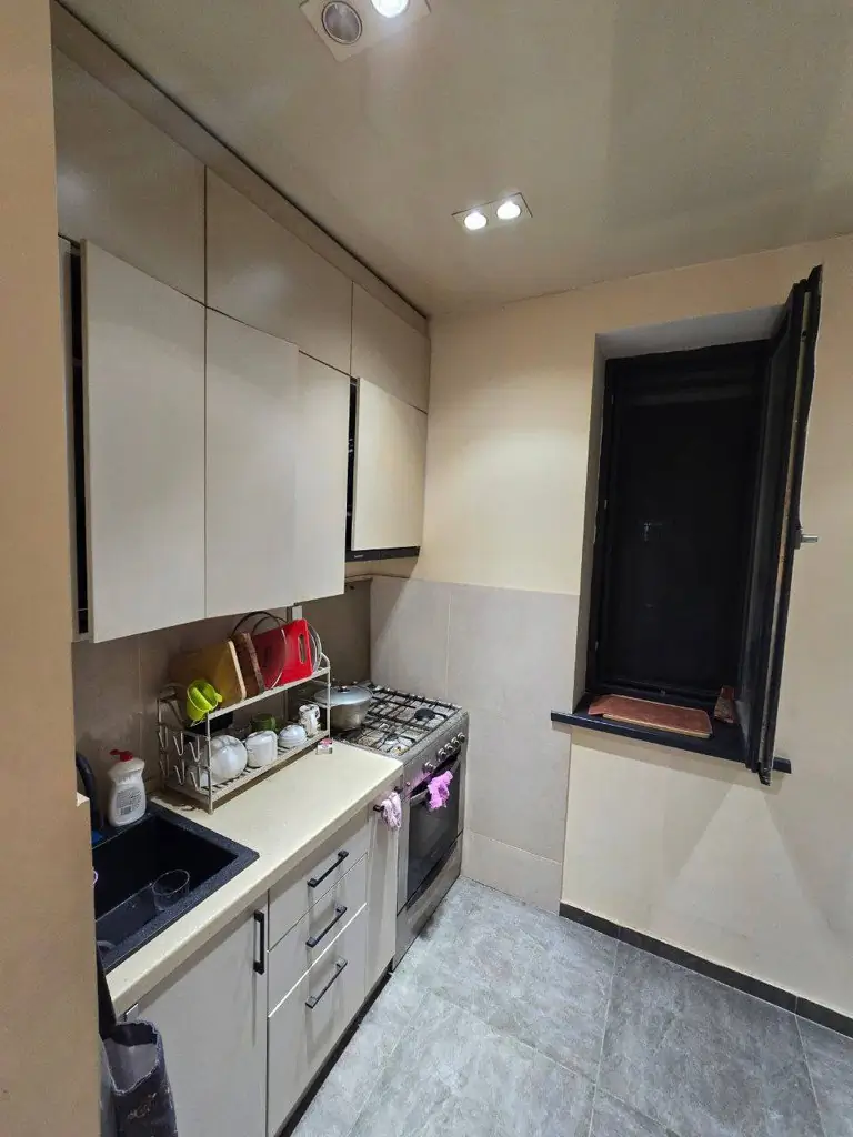 4 xonali kvartira − 93 m², 3/5 qavat