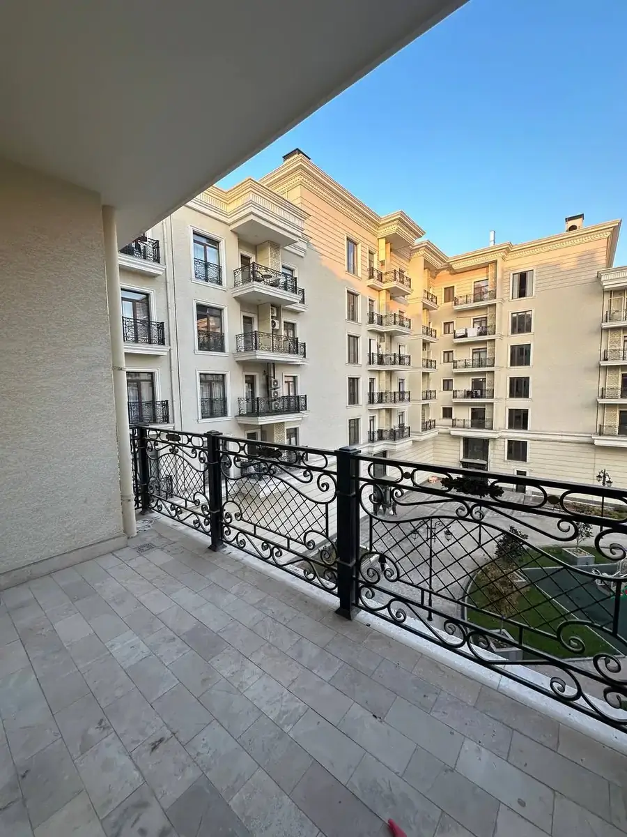 4 xonali kvartira − 133 m², 3/7 qavat